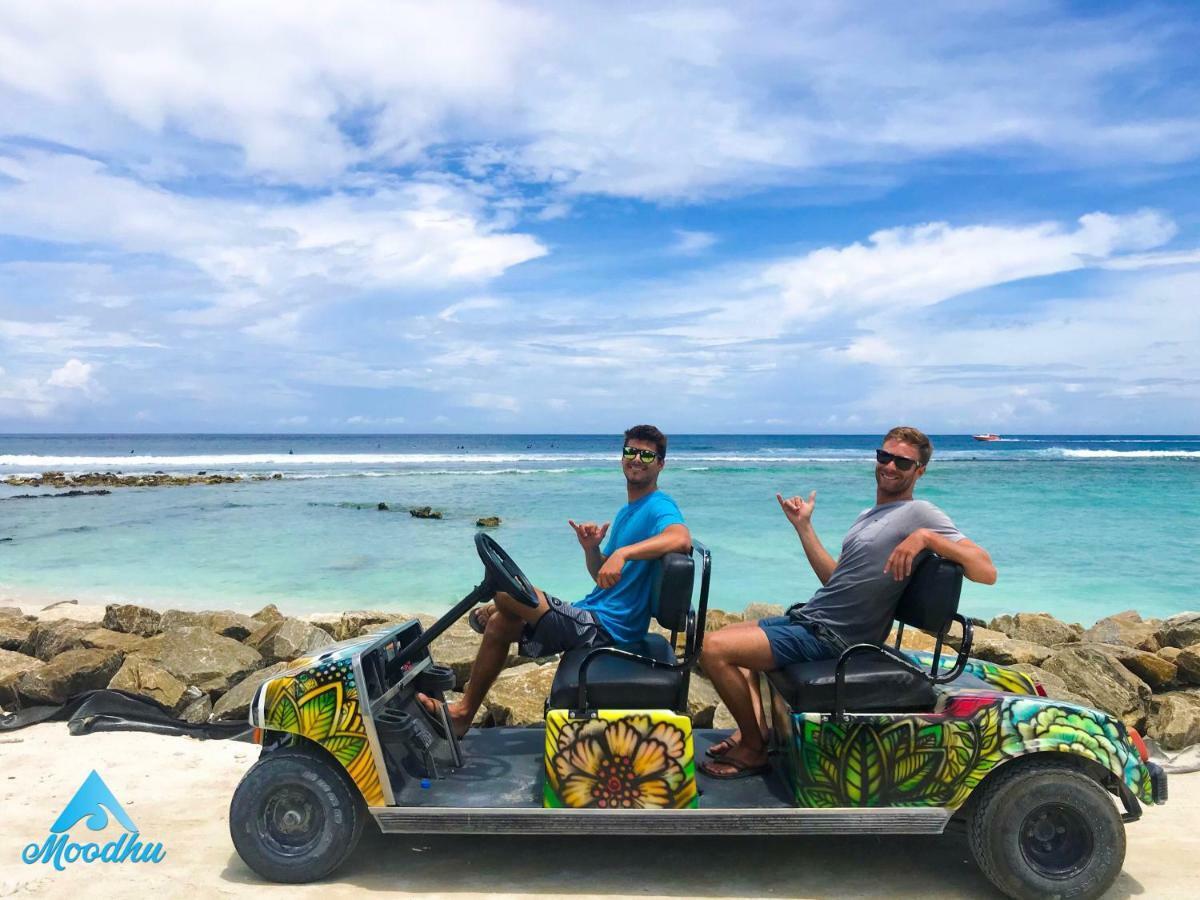 Moodhu Surf House Hotel Himmafushi Eksteriør billede