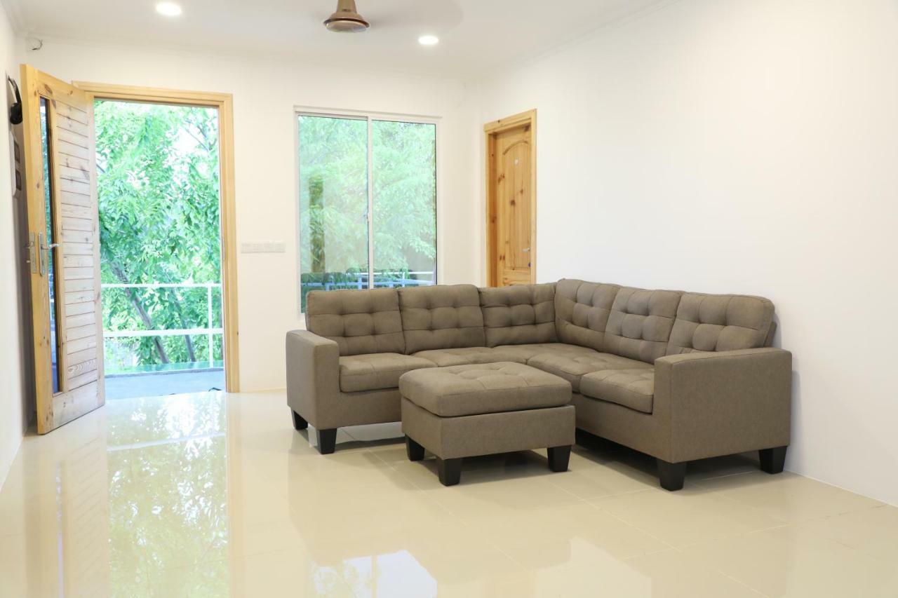 Moodhu Surf House Hotel Himmafushi Eksteriør billede